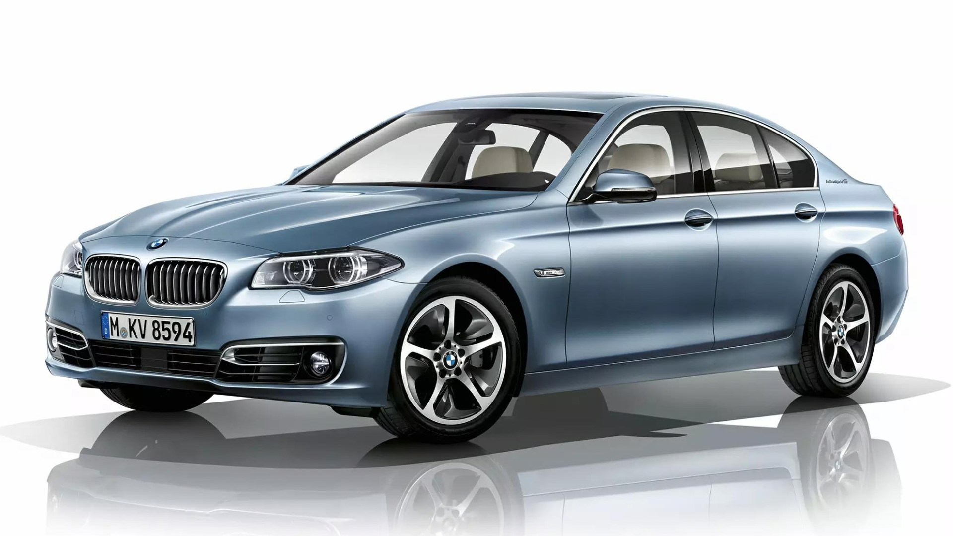 BMW 7  PHEV reference image